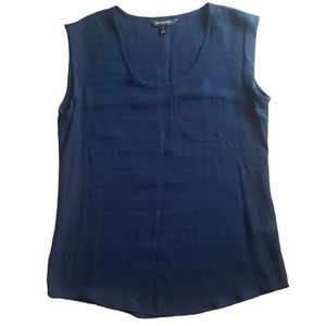 (2/$25) Banana Republic lightweight navy scoop neck tank with patch pocket S